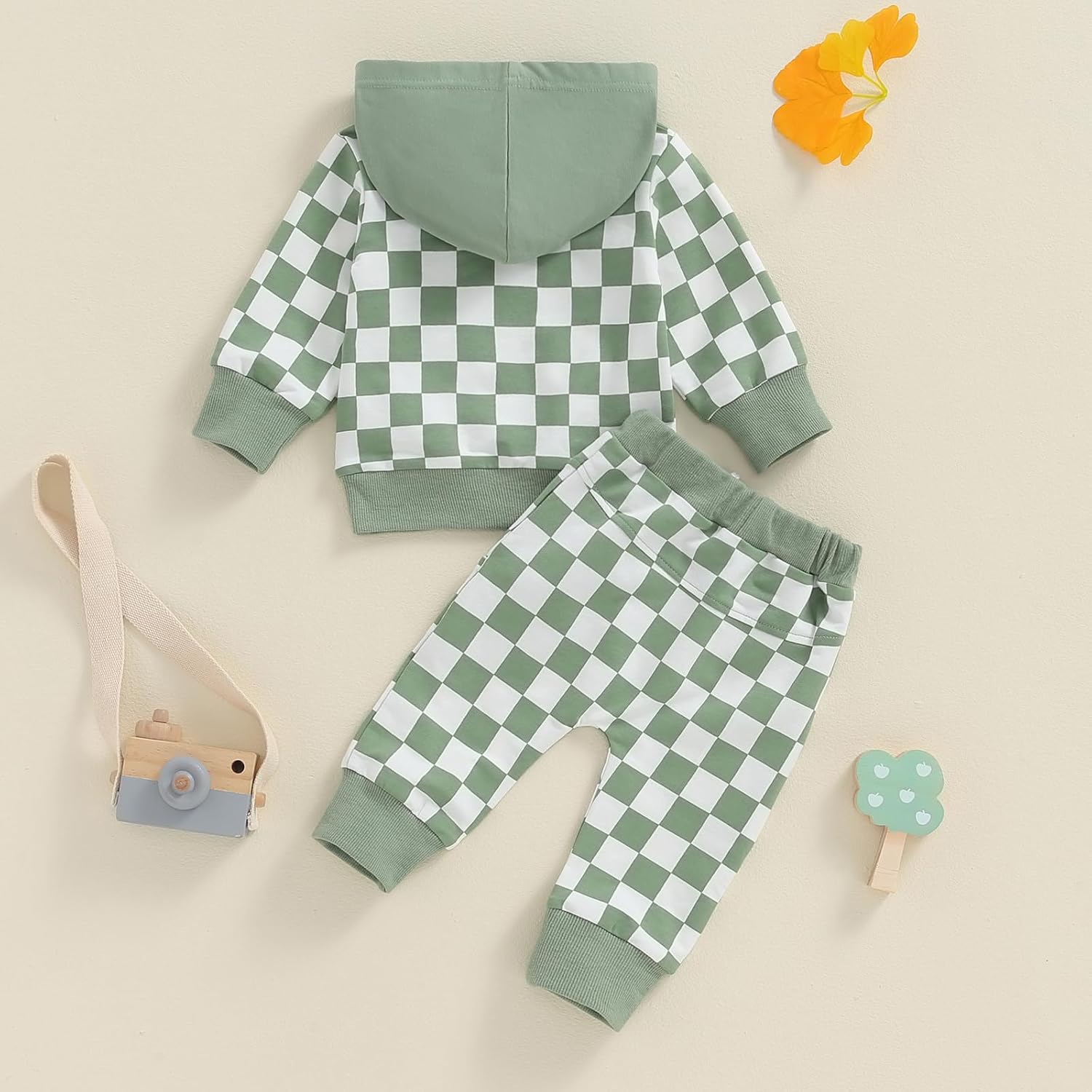 Stylish and Cozy Fall Outfit for Boys Perfect for Autumn