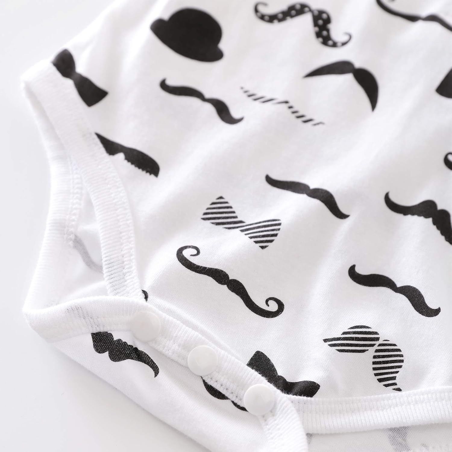 Newborn Boys Romper Set - Cute and Comfortable